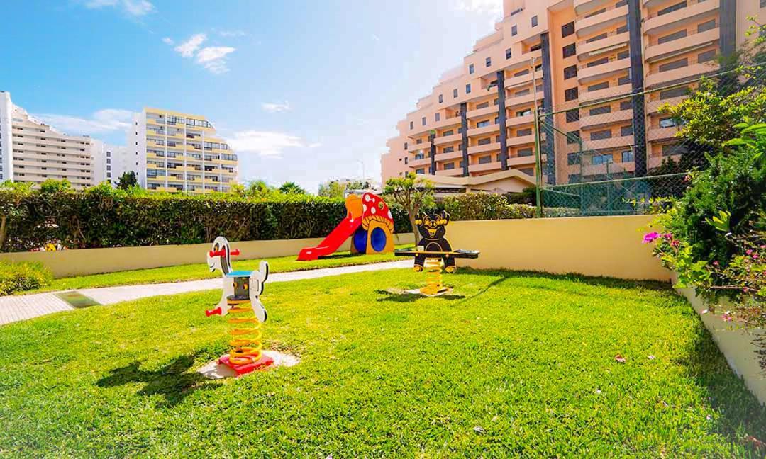 Apartamento T2 Club Amarilis - Portimão Buitenkant foto